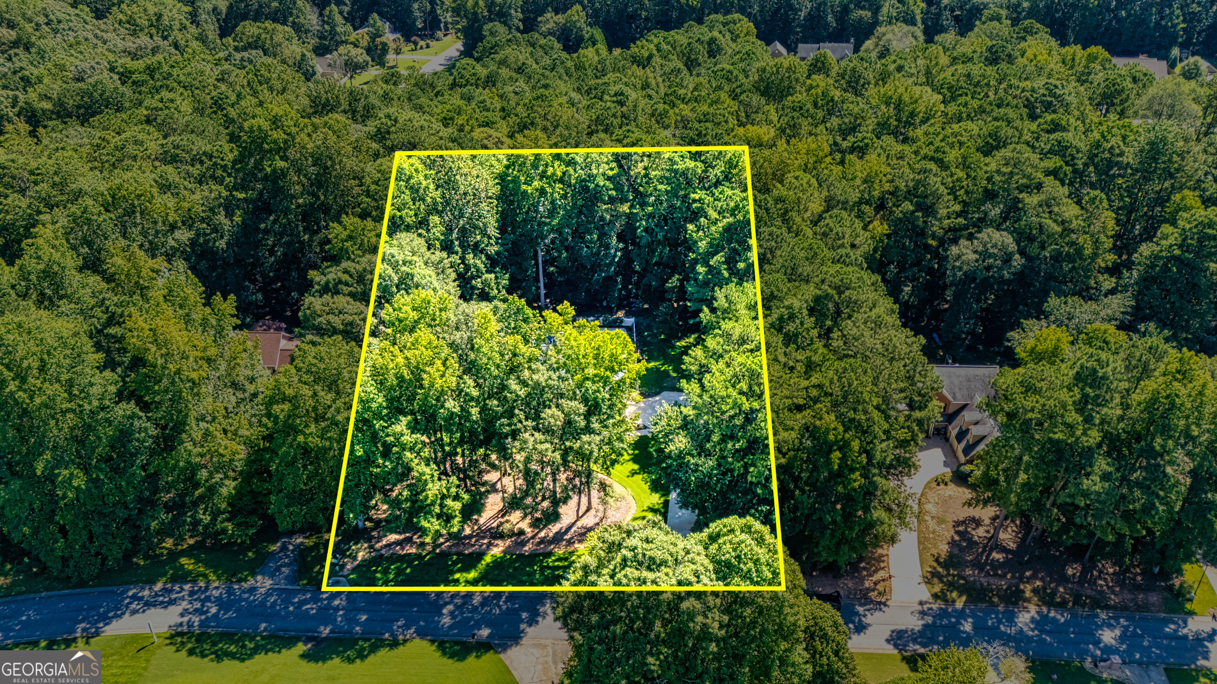 Newnan, Georgia 30265, United States, 3 Bedrooms Bedrooms, ,5 BathroomsBathrooms,Residential,Active,200698