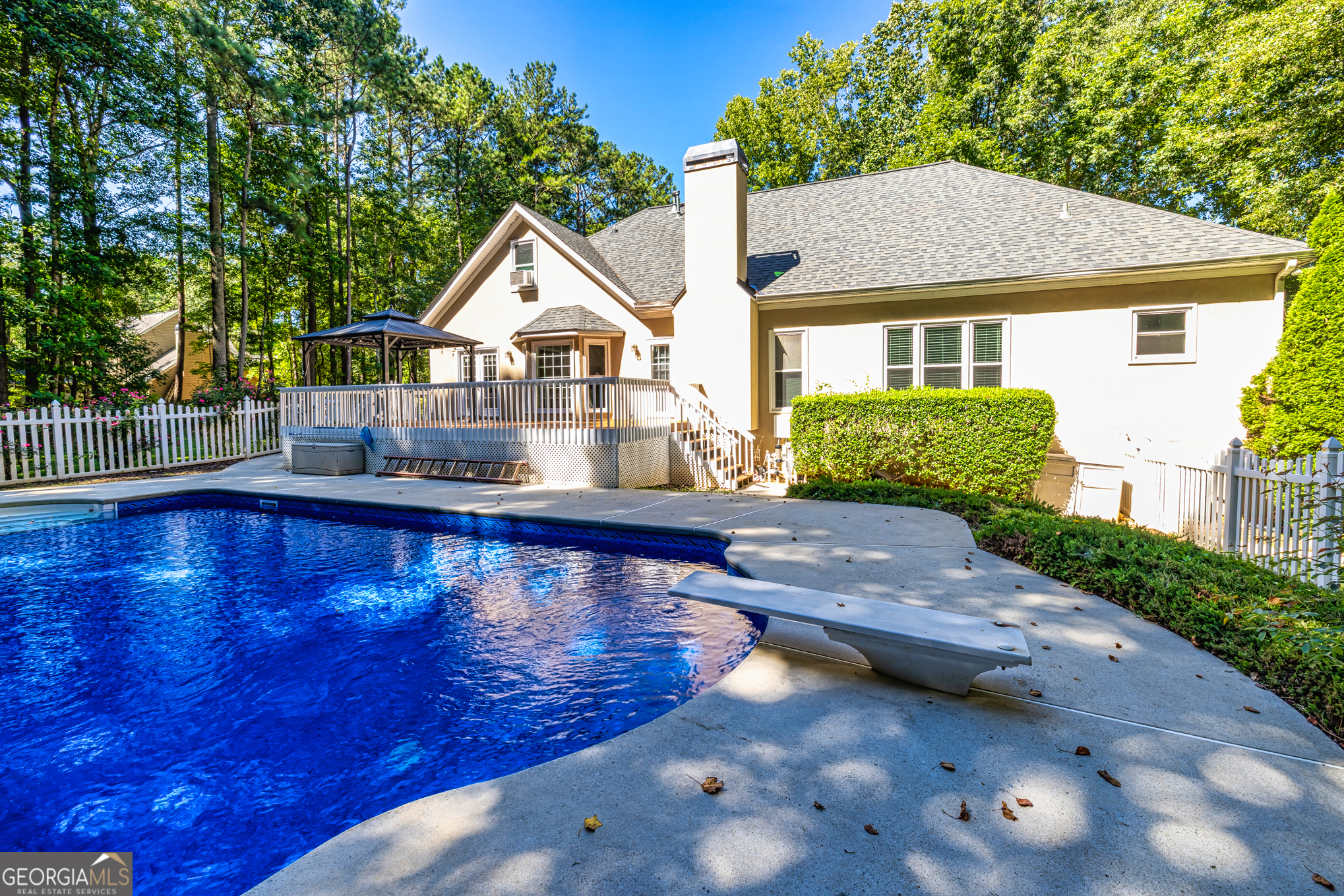 Newnan, Georgia 30265, United States, 3 Bedrooms Bedrooms, ,5 BathroomsBathrooms,Residential,Active,200698