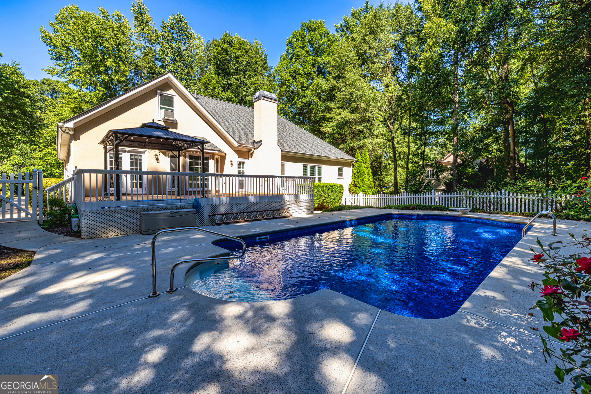 Newnan, Georgia 30265, United States, 3 Bedrooms Bedrooms, ,5 BathroomsBathrooms,Residential,Active,200698