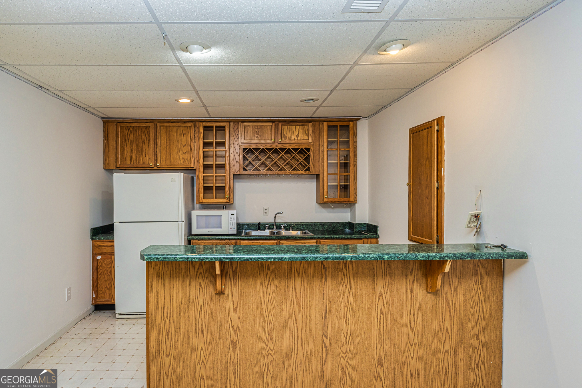 Newnan, Georgia 30265, United States, 3 Bedrooms Bedrooms, ,5 BathroomsBathrooms,Residential,Active,200698