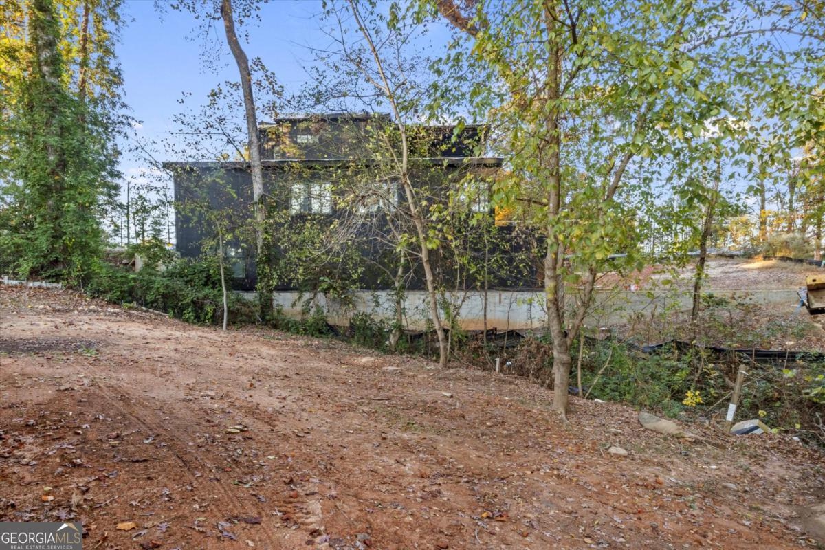 5861 Community RD SE