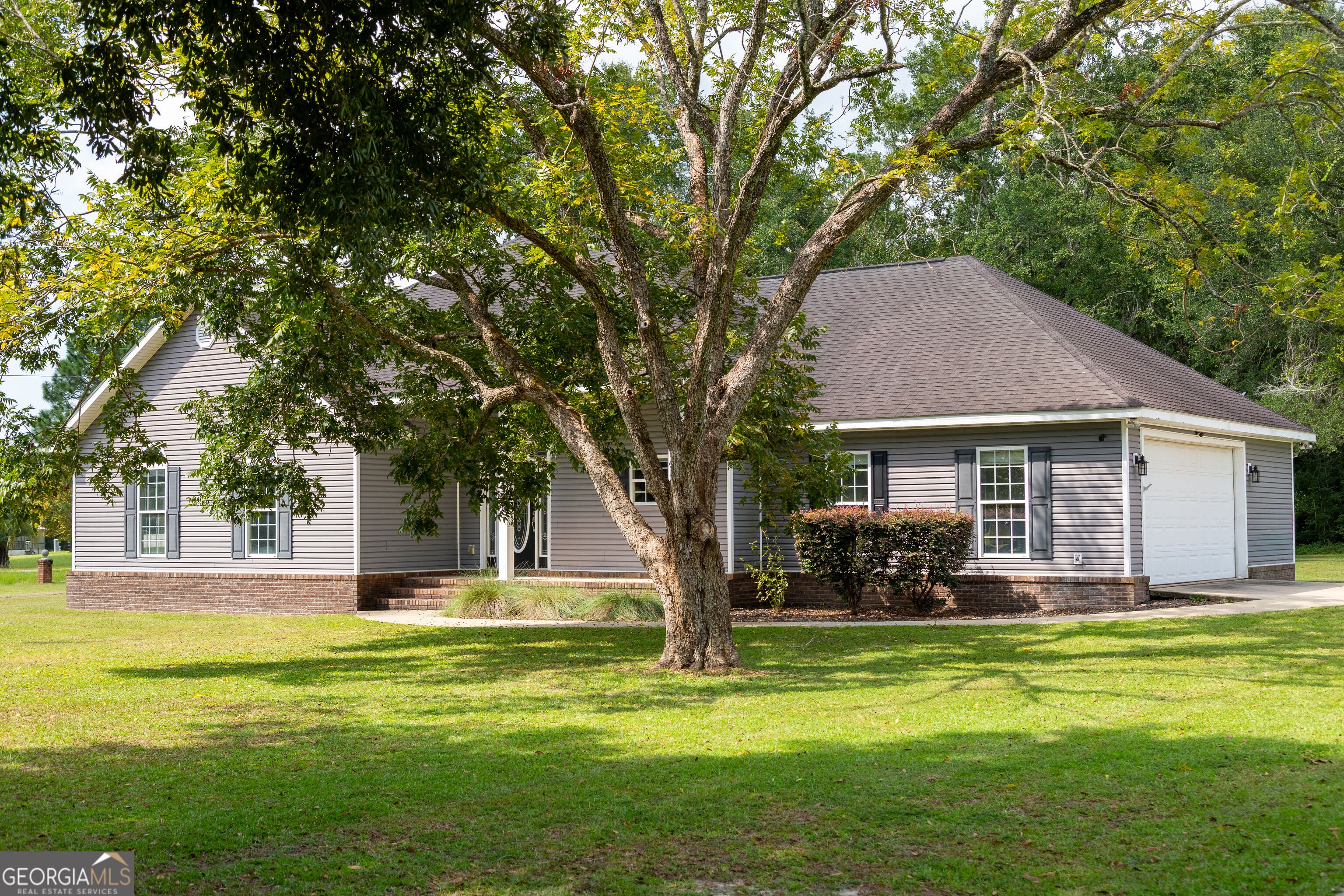 21 Bailey DR