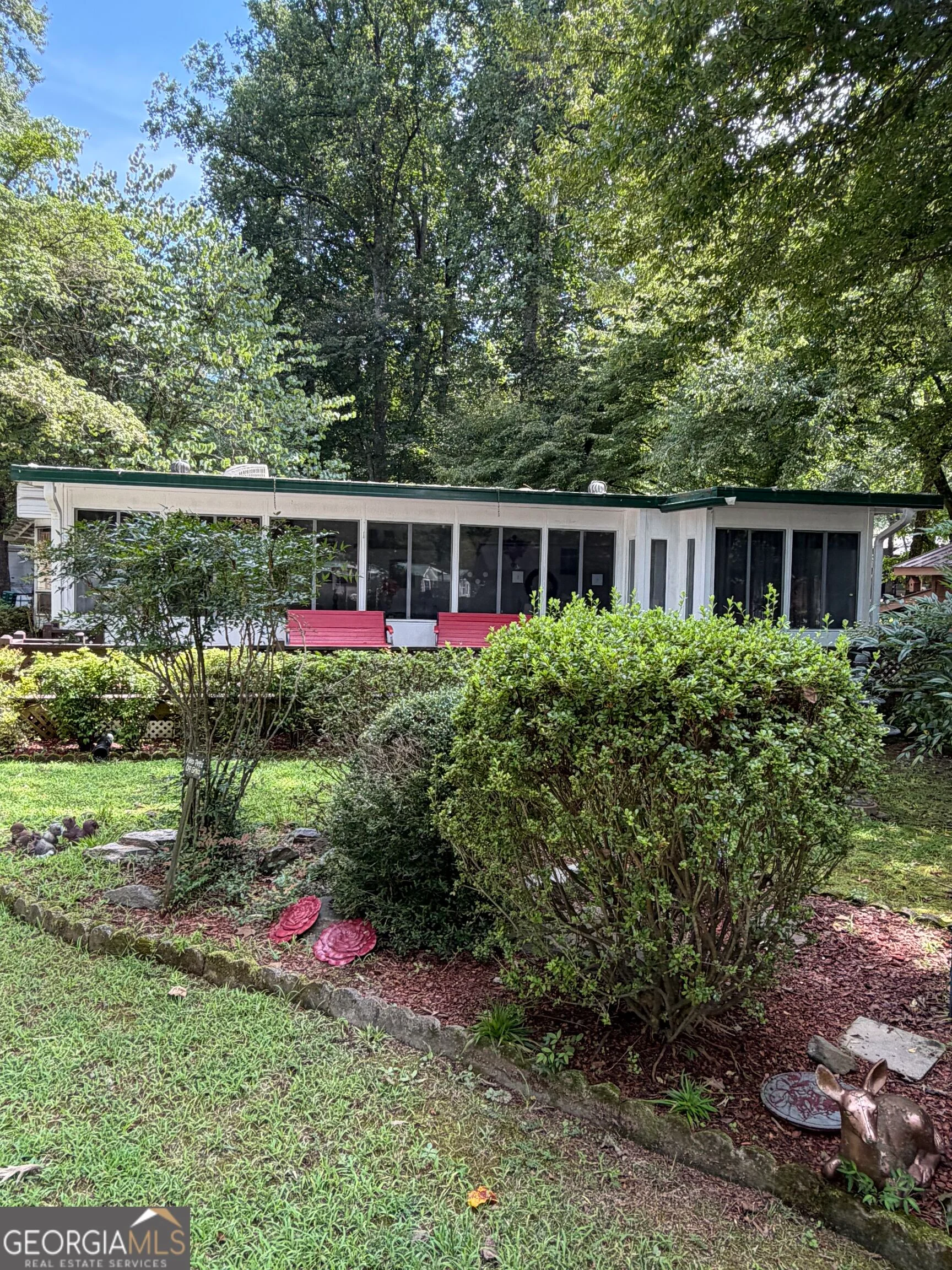 55 Riverside Pl Place