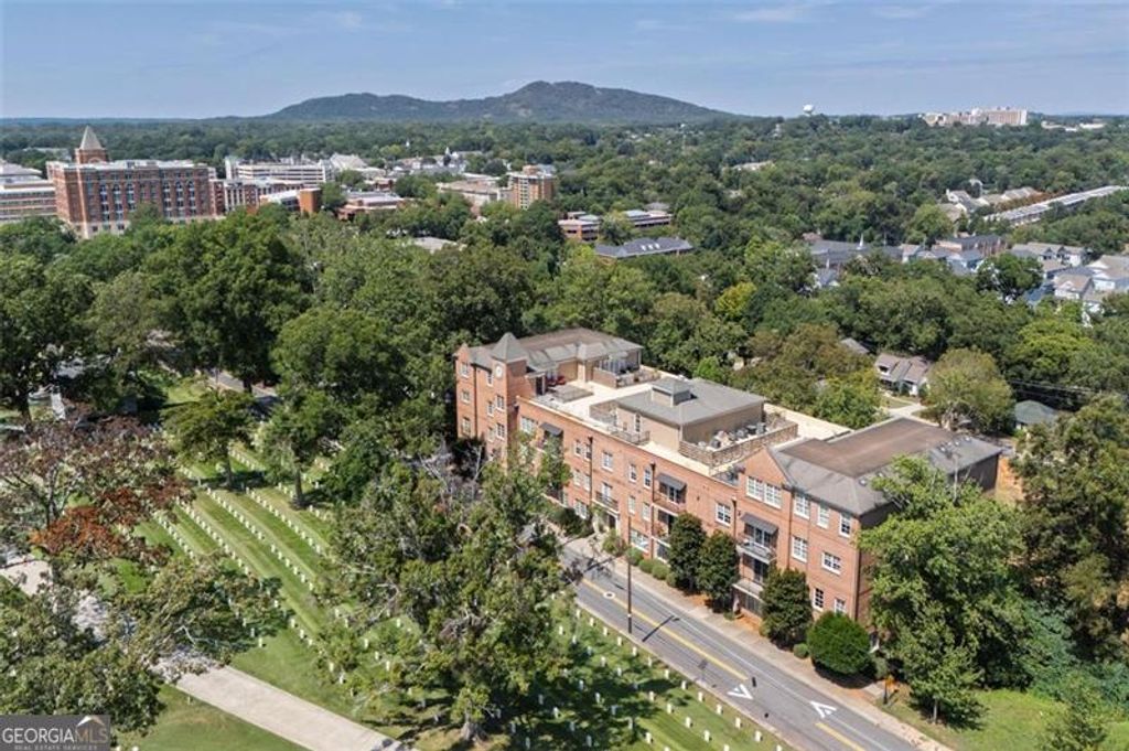 Photo of 351 WASHINGTON Avenue #309, Marietta, GA 30060 (MLS # 10656630)