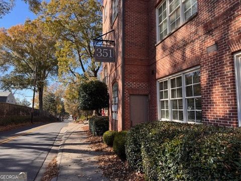 Photo of 351 WASHINGTON Avenue #309, Marietta, GA 30060 (MLS # 10656630)