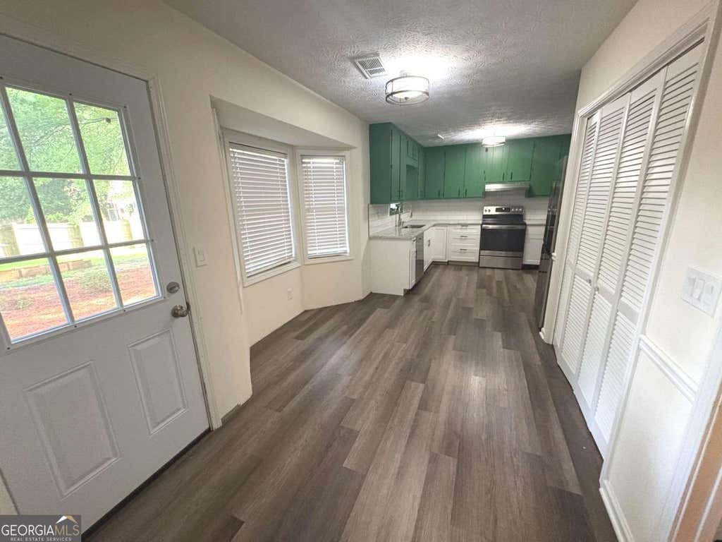 Photo of 4122 Gravitt Place, Duluth, GA 30096 (MLS # 10784035)