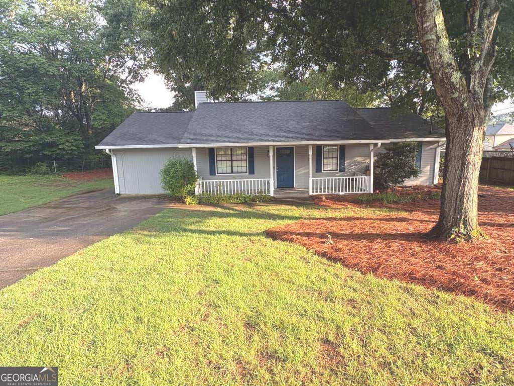 Photo of 4122 Gravitt Place, Duluth, GA 30096 (MLS # 10784035)