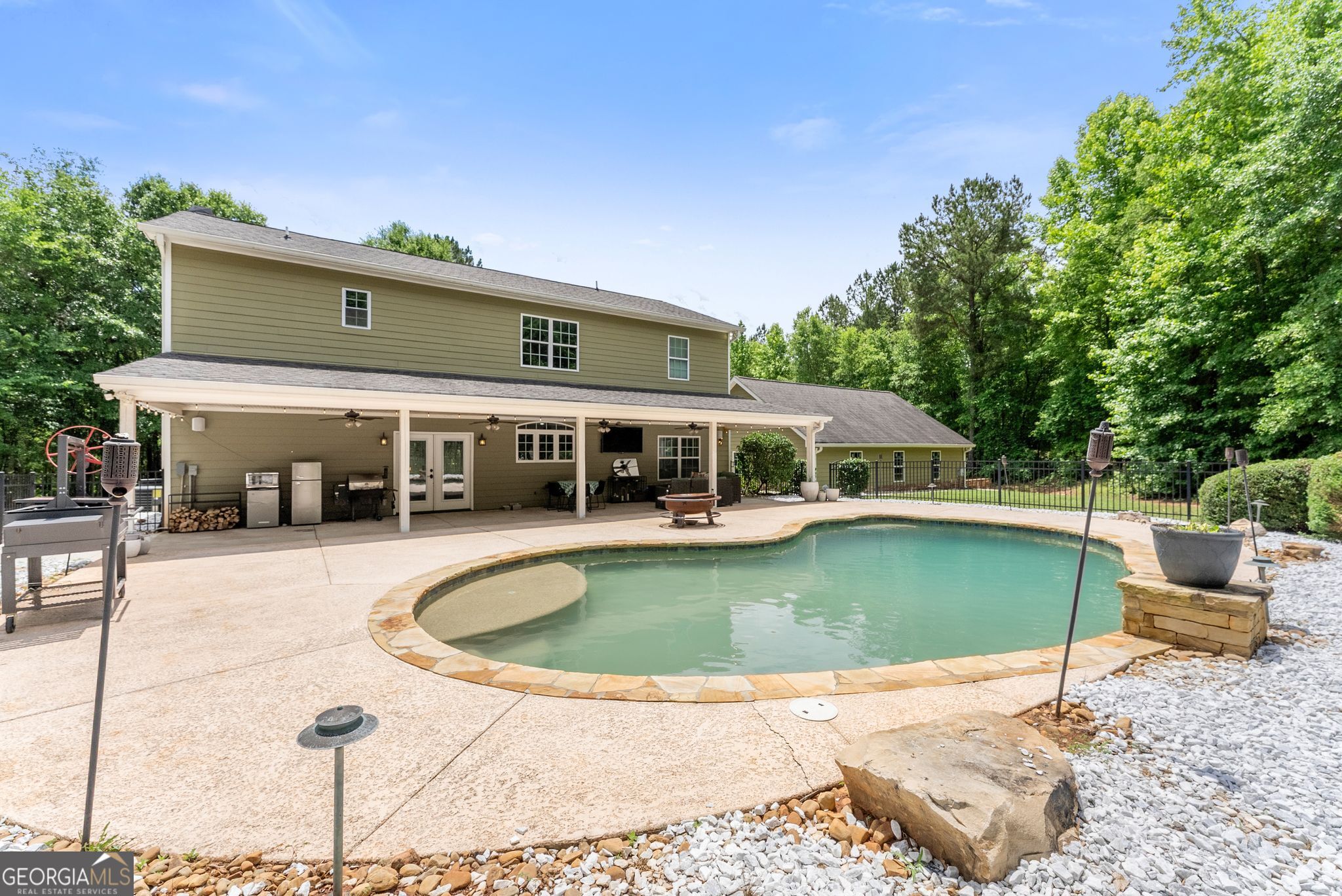 1010 Old Mill TRCE