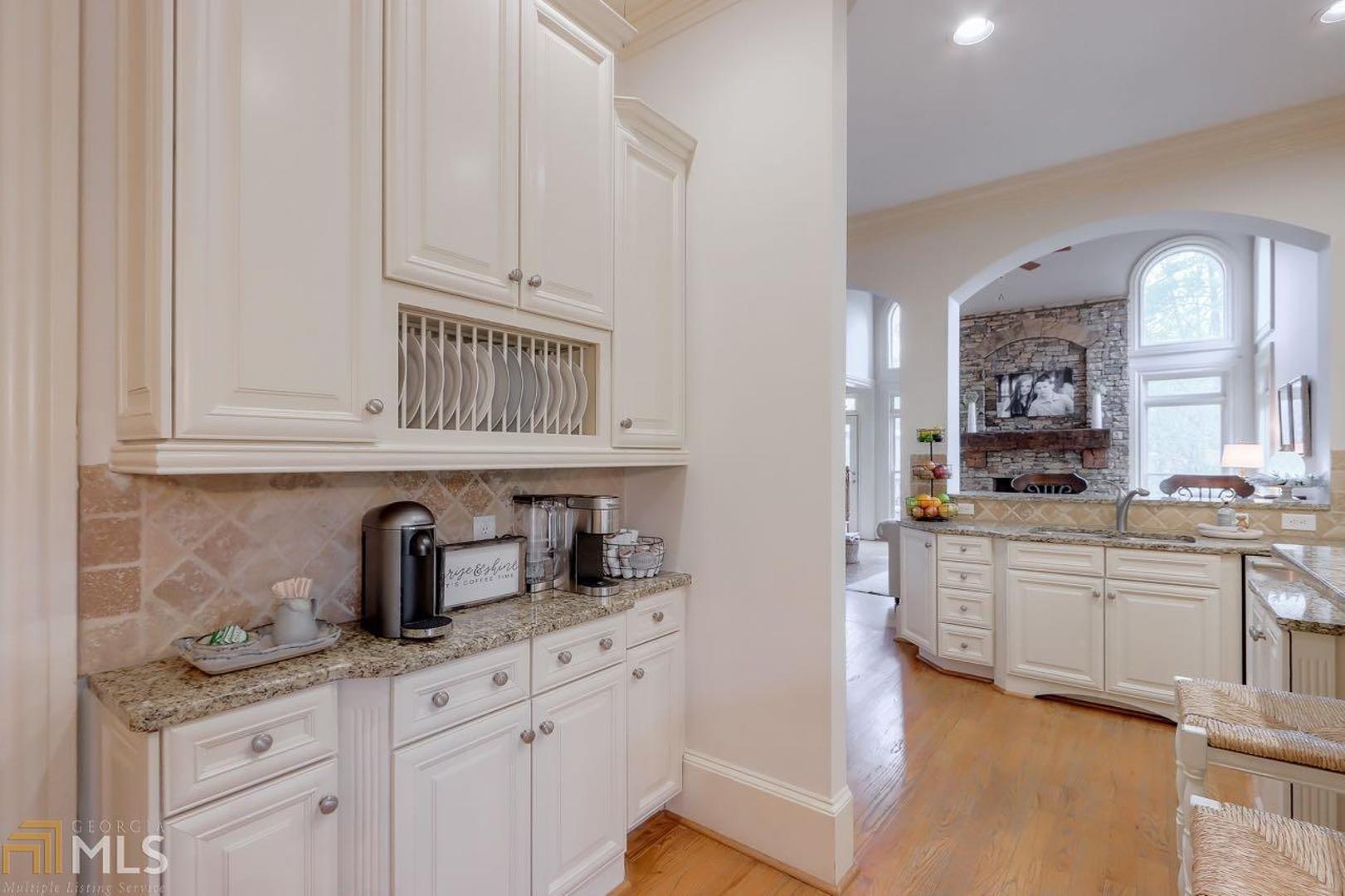 Enclave At Sope Creek - Residential