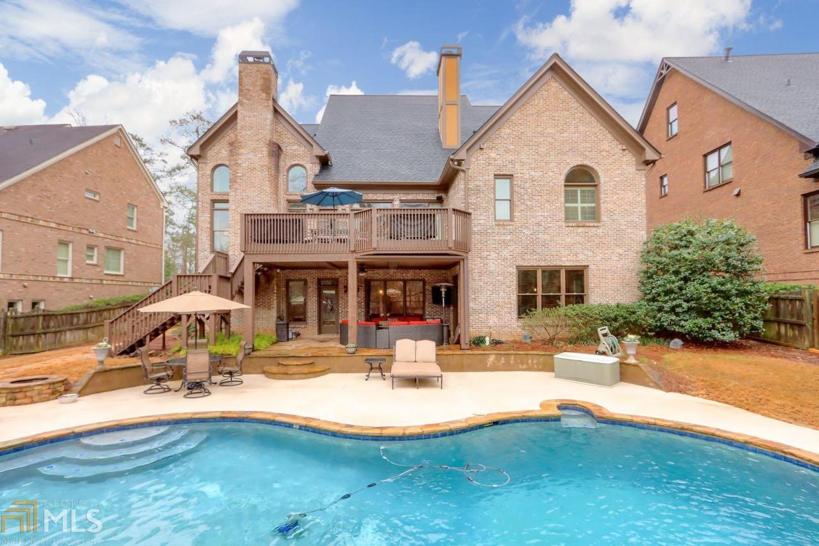 Enclave At Sope Creek - Residential