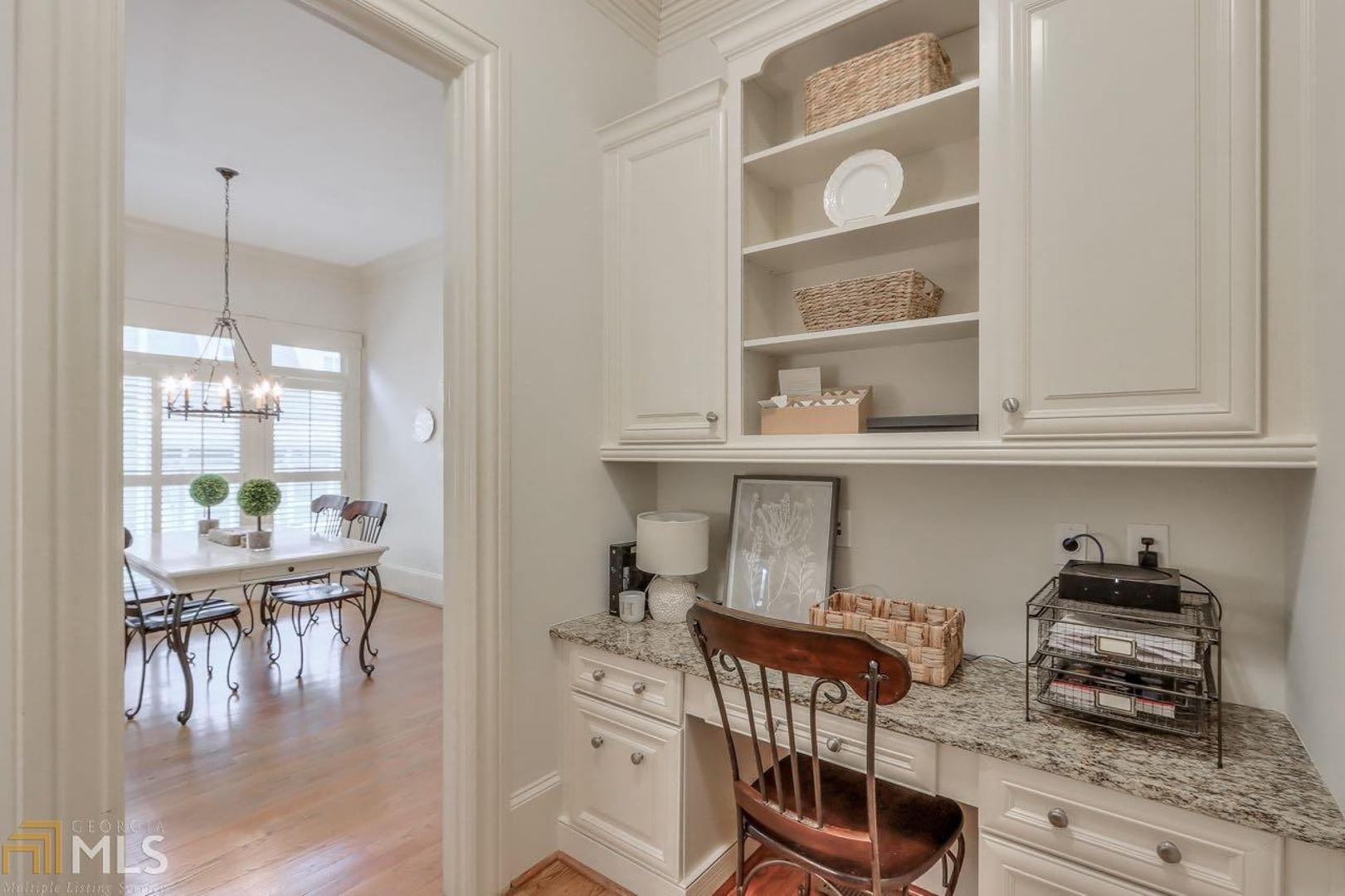 Enclave At Sope Creek - Residential