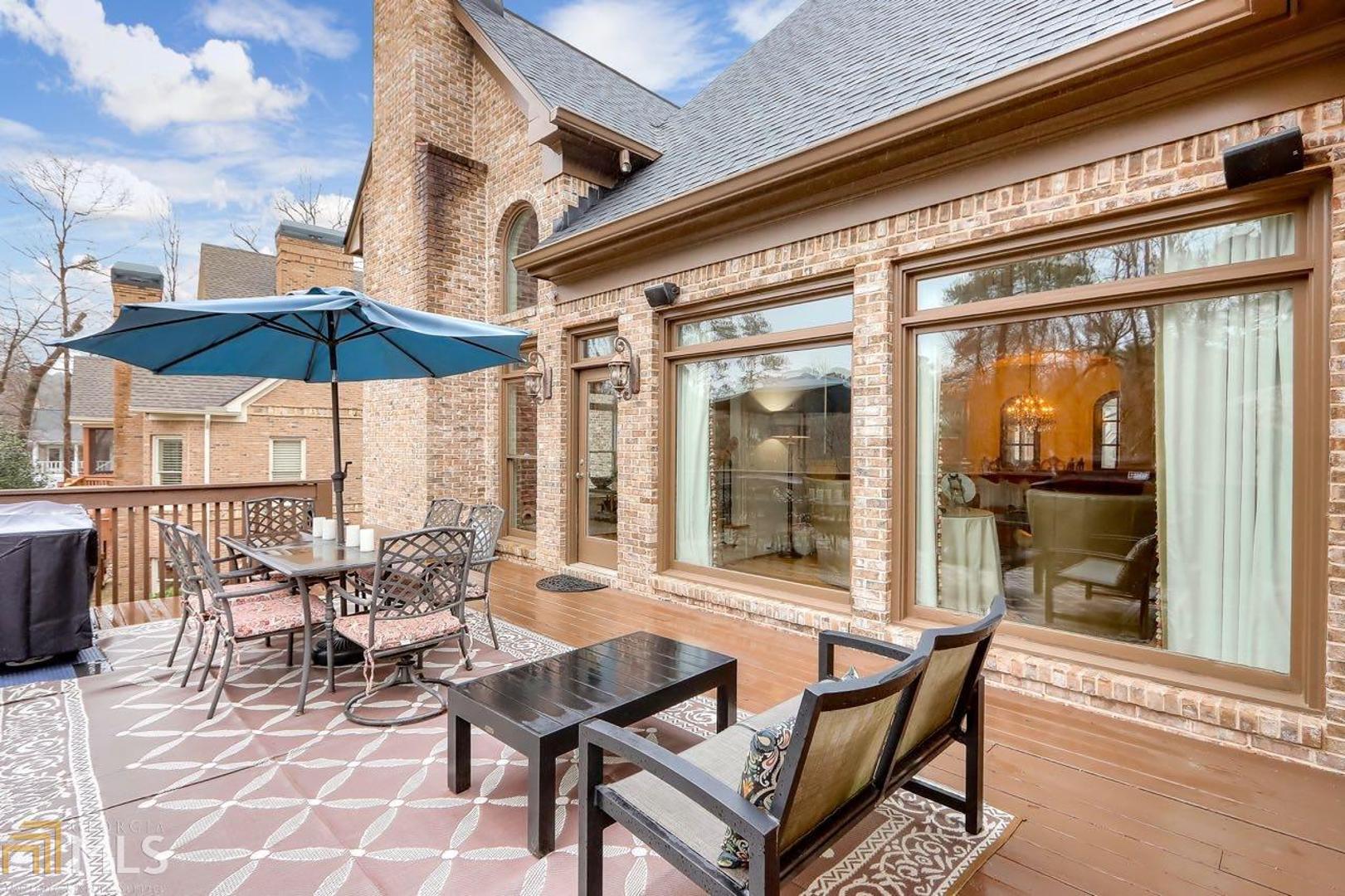Enclave At Sope Creek - Residential