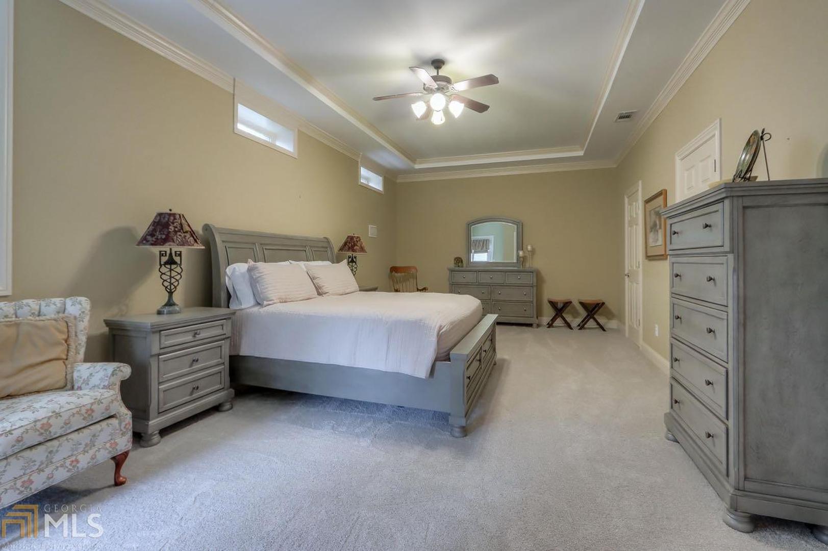 Enclave At Sope Creek - Residential