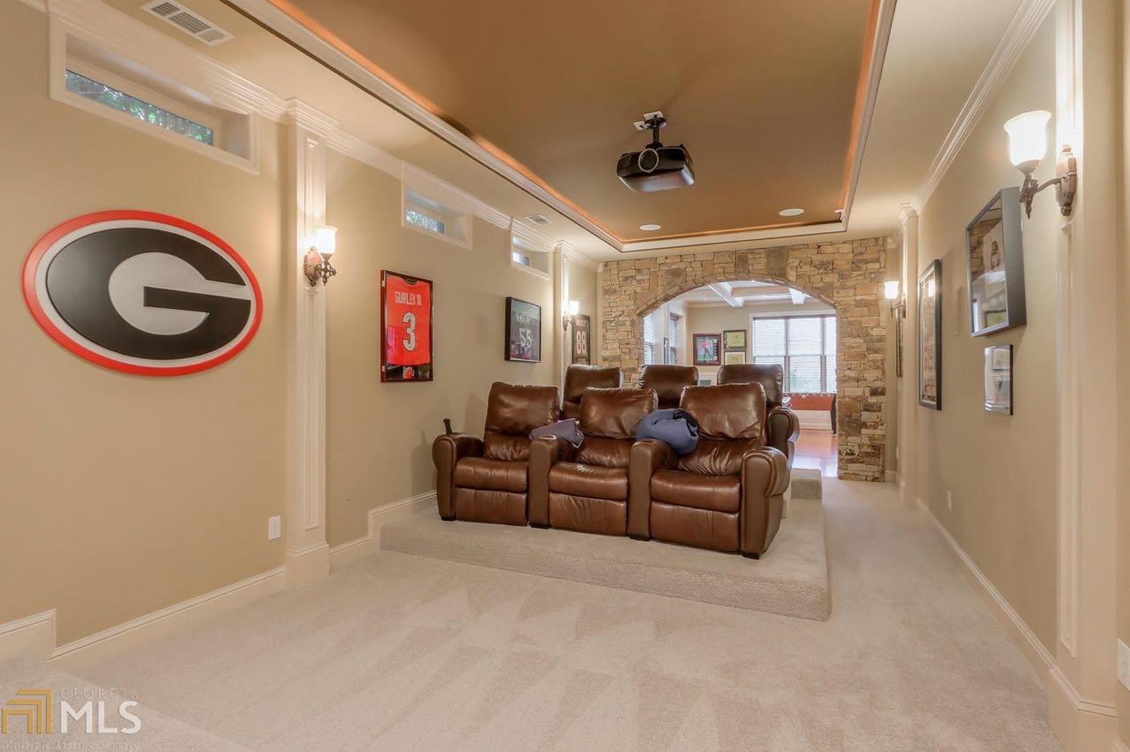 Enclave At Sope Creek - Residential