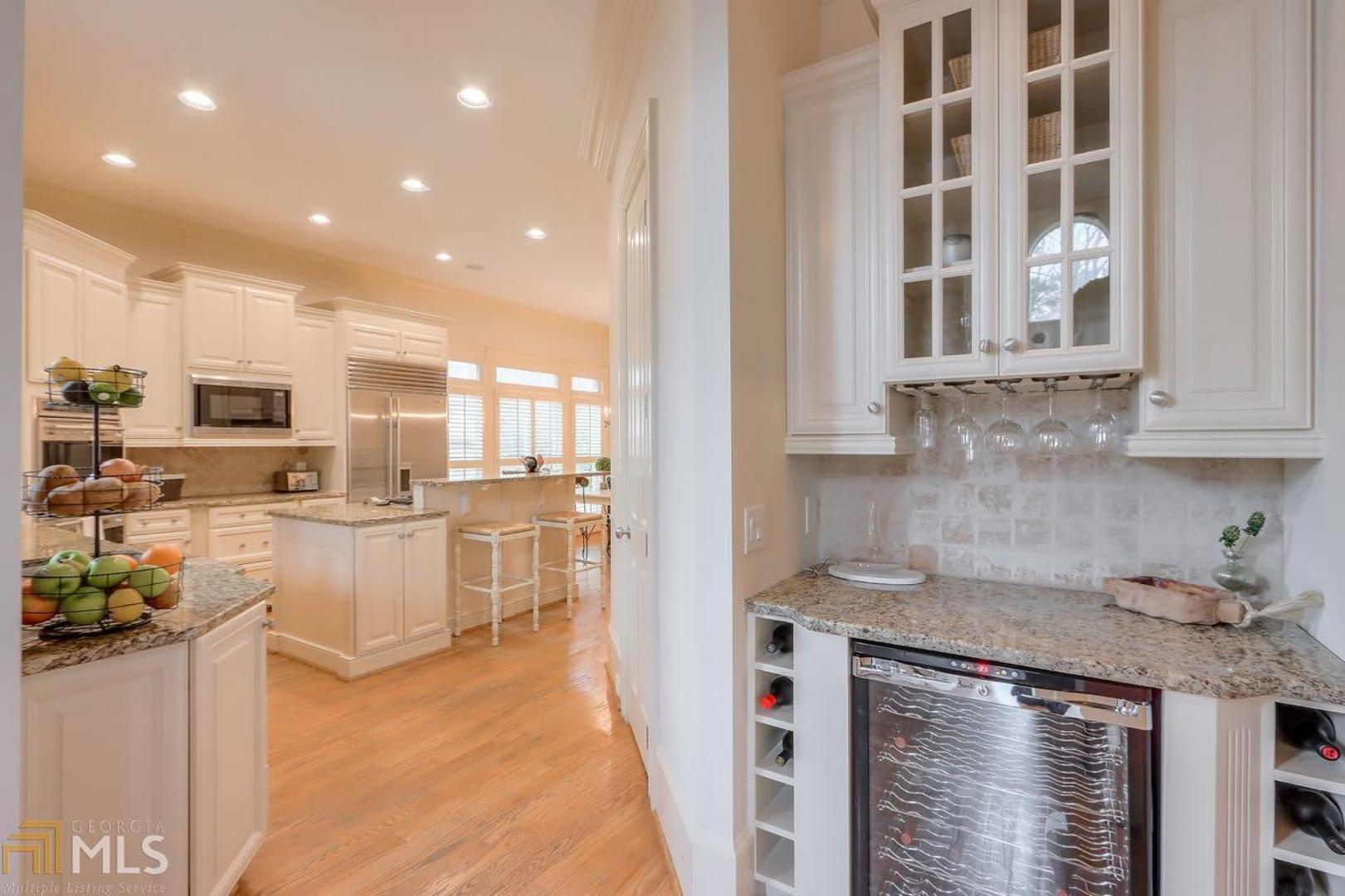 Enclave At Sope Creek - Residential