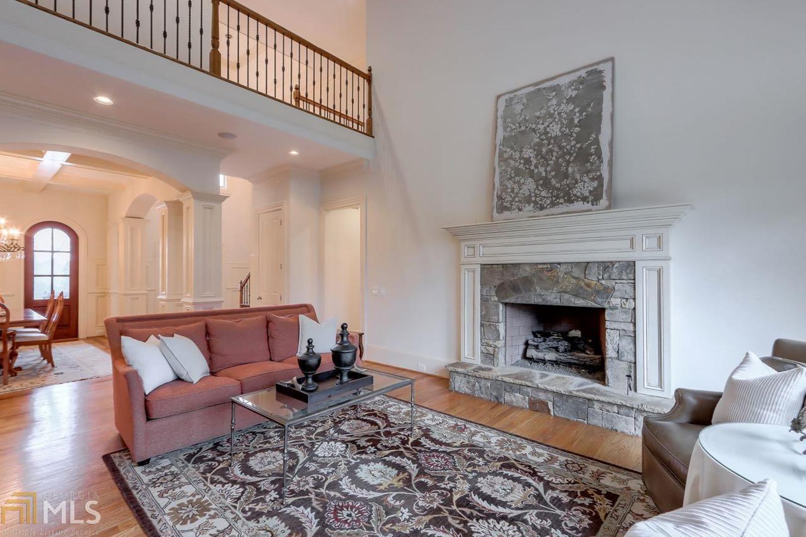 Enclave At Sope Creek - Residential