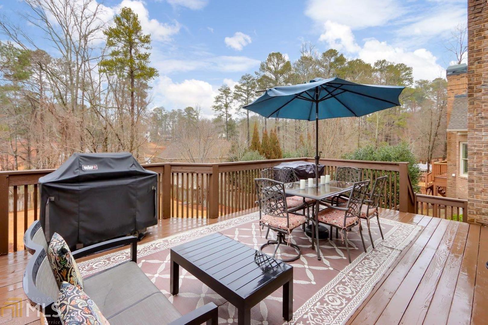Enclave At Sope Creek - Residential