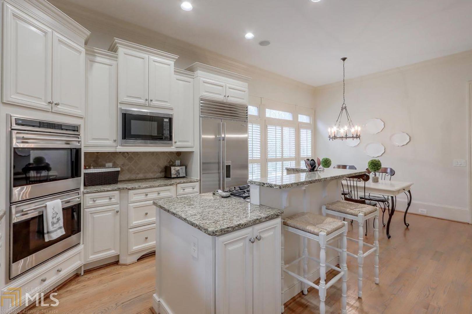 Enclave At Sope Creek - Residential