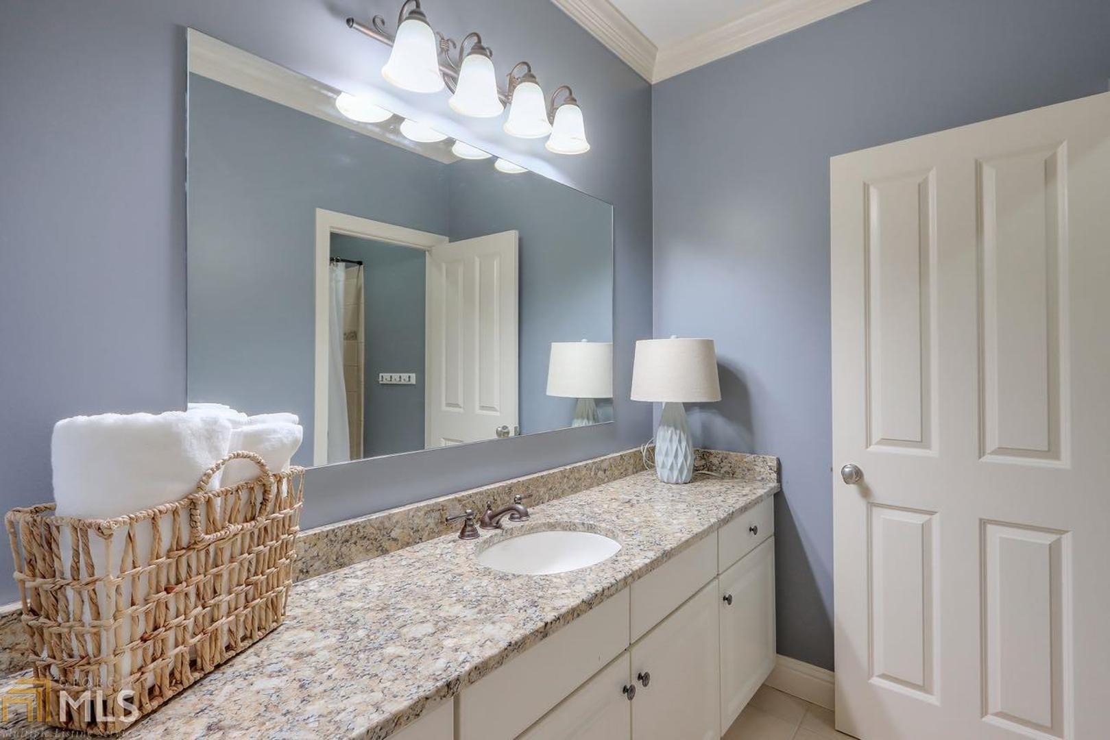 Enclave At Sope Creek - Residential