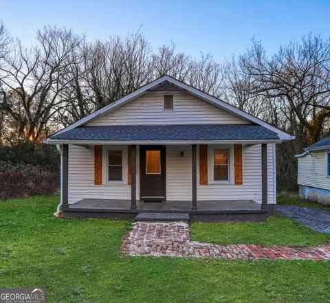 Photo of 26 Pennington Avenue SW, Rome, GA 30161 (MLS # 10252978)