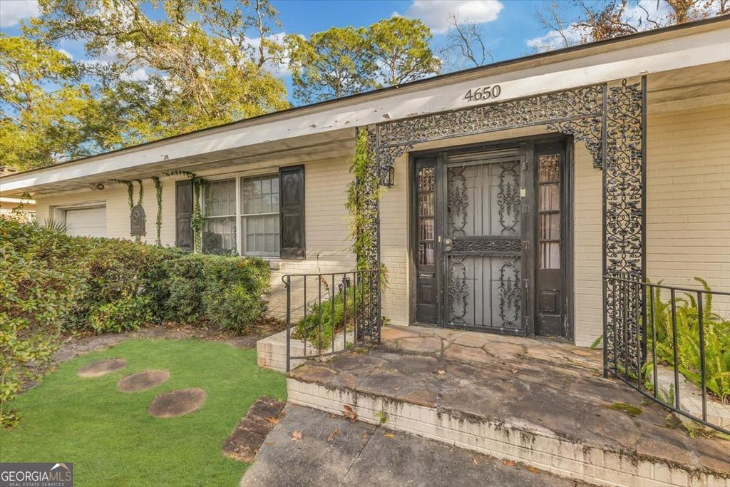 Photo of 4650 Cumberland Drive, Savannah, GA 31405 (MLS # 10666763)