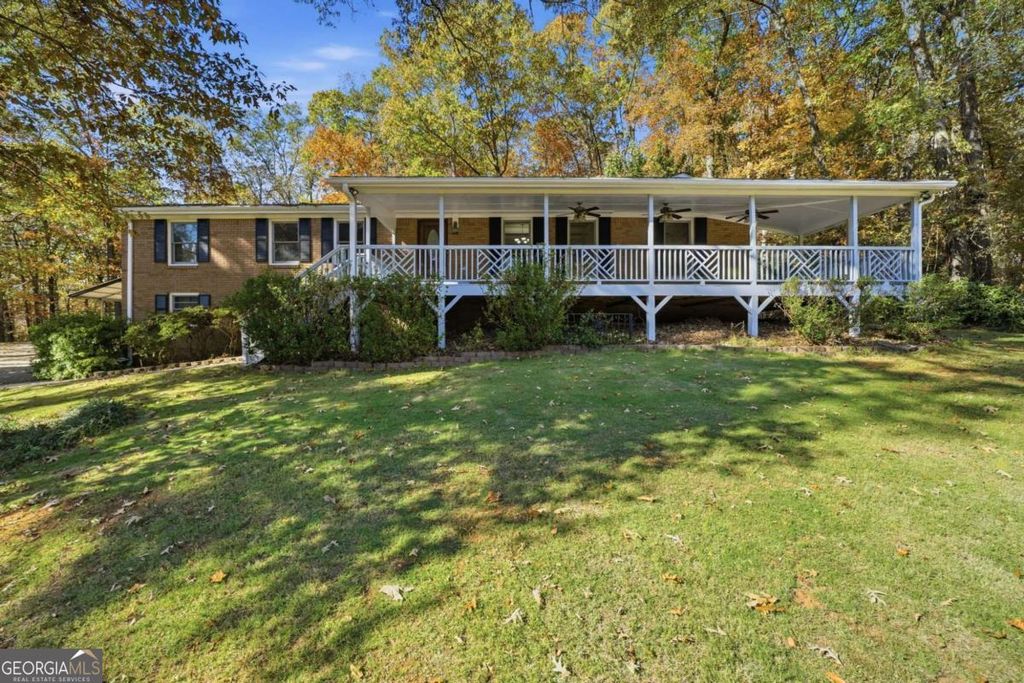 Photo of 3391 Fawn Trail, Marietta, GA 30066 (MLS # 10662794)