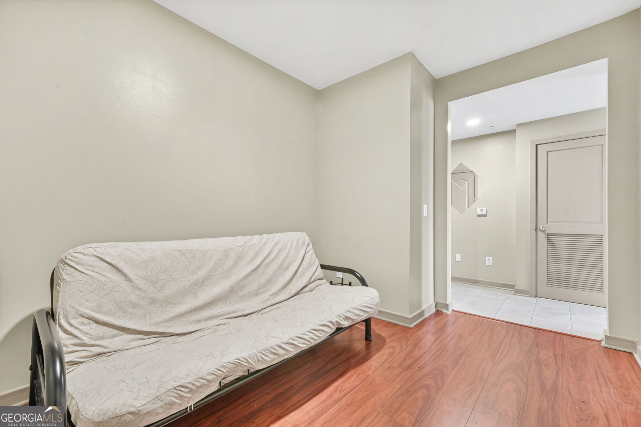 Element Condominum - Residential