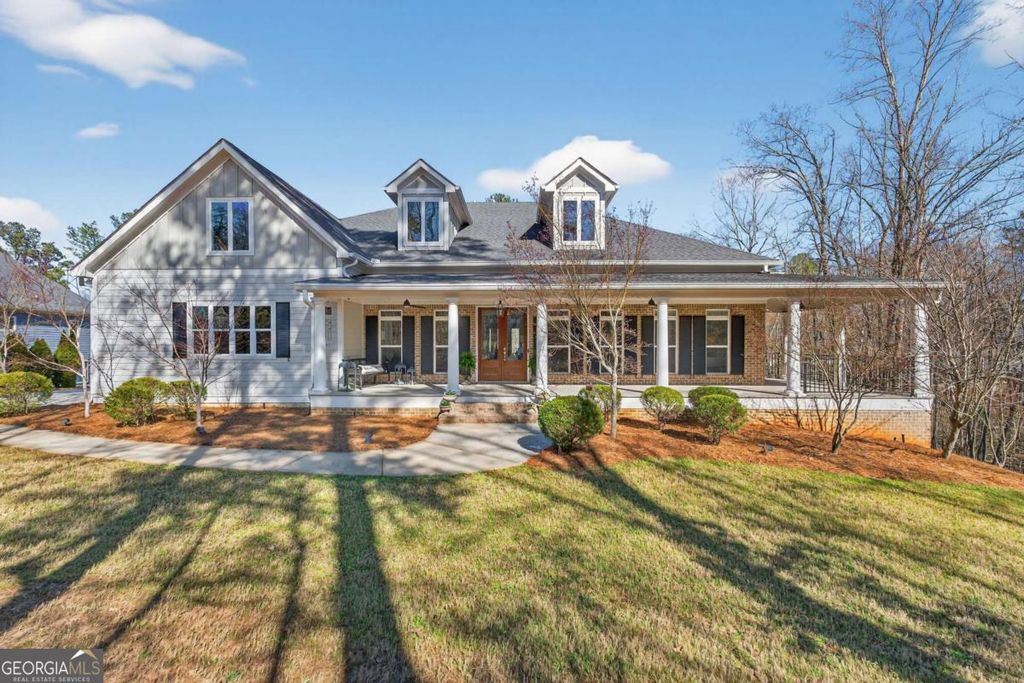 Photo of 123 Reflections Point, Fayetteville, GA 30215 (MLS # 10711614)