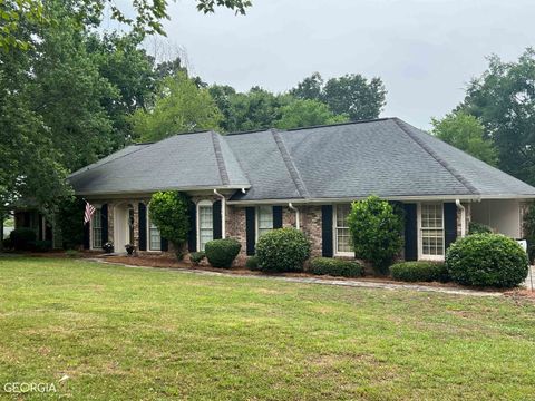 Photo of 67 Ridgeview Drive, Silver Creek, GA 30173 (MLS # 20130245)