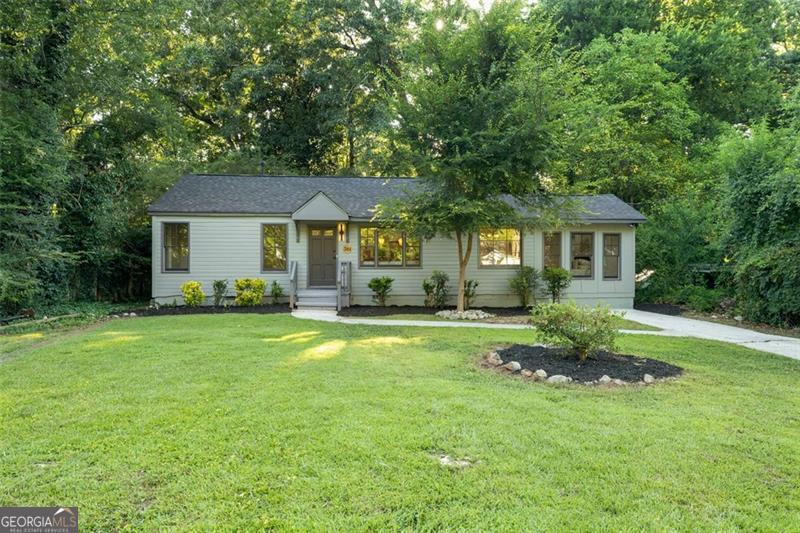 561 SCOTT CIR