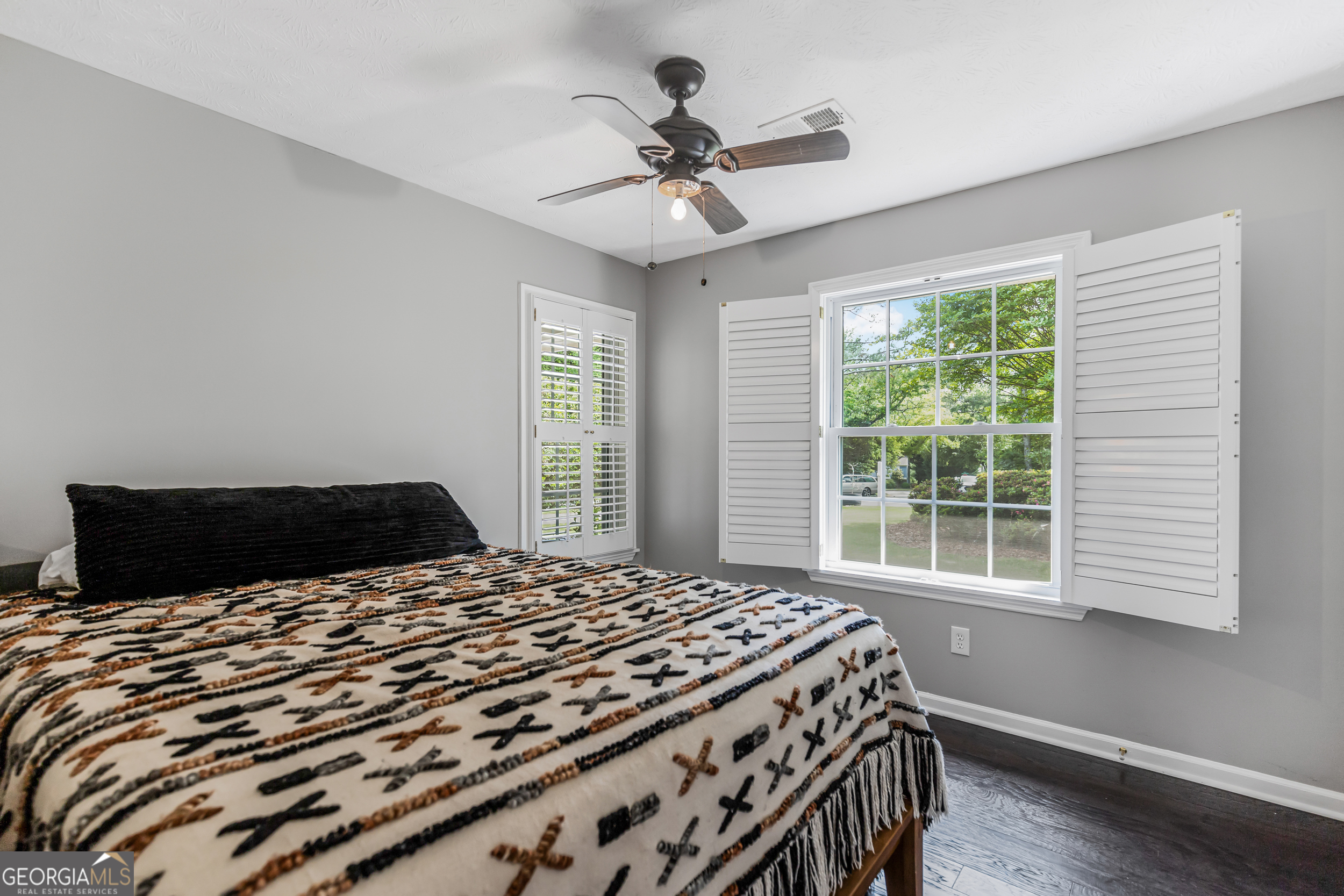 Country Place East - Residential
