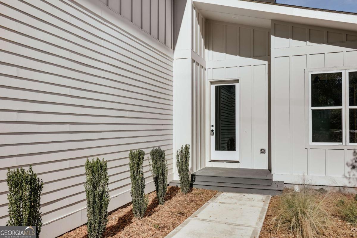290 Hodgson DR