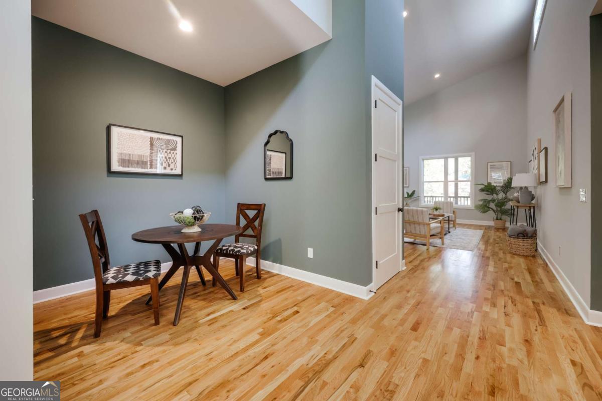 290 Hodgson DR