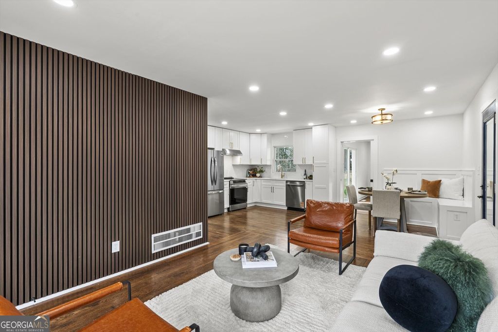 Photo of 4027 Lindsey Drive, Decatur, GA 30035 (MLS # 10686994)