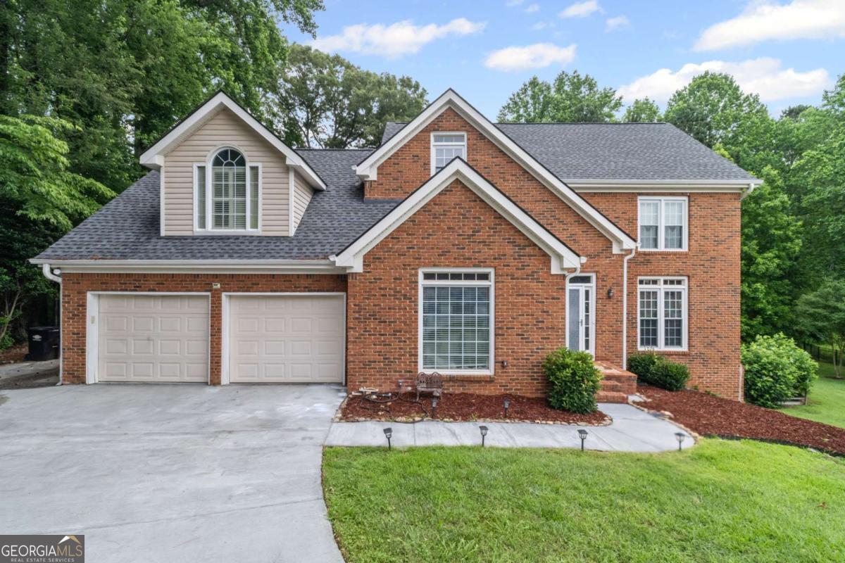 1784 Brookstone CT NW