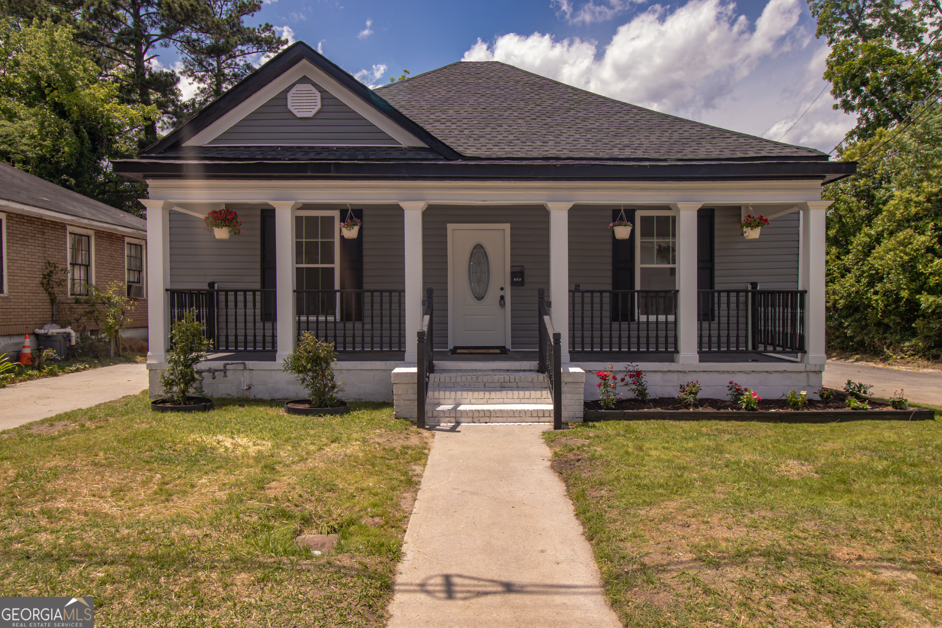 346 Grant AVE