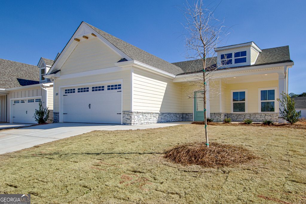 Photo of 120 Redhaven Drive, Senoia, GA 30276 (MLS # 10693301)