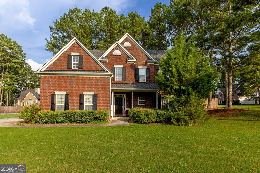 Photo of 300 Pilgrim Way, Fayetteville, GA 30214 (MLS # 10812808)