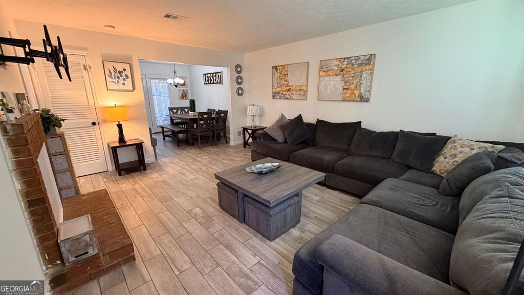 Photo of 250 Mill Creek Place, Roswell, GA 30076 (MLS # 10722012)