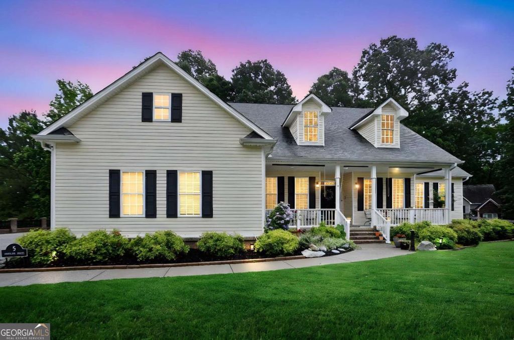 Photo of 5 WOODLAND BRIDGE Drive, Adairsville, GA 30103 (MLS # 10665958)