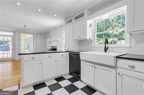 Brownmore Manor - Residential