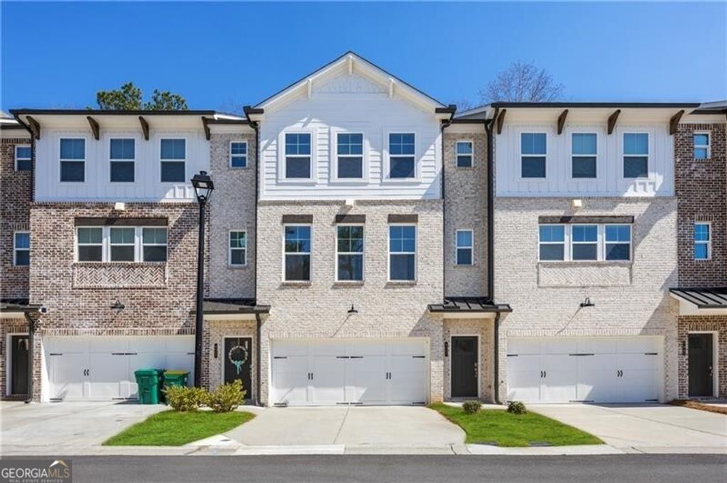Photo of 4017 Acer Court, Peachtree Corners, GA 30092 (MLS # 10774149)