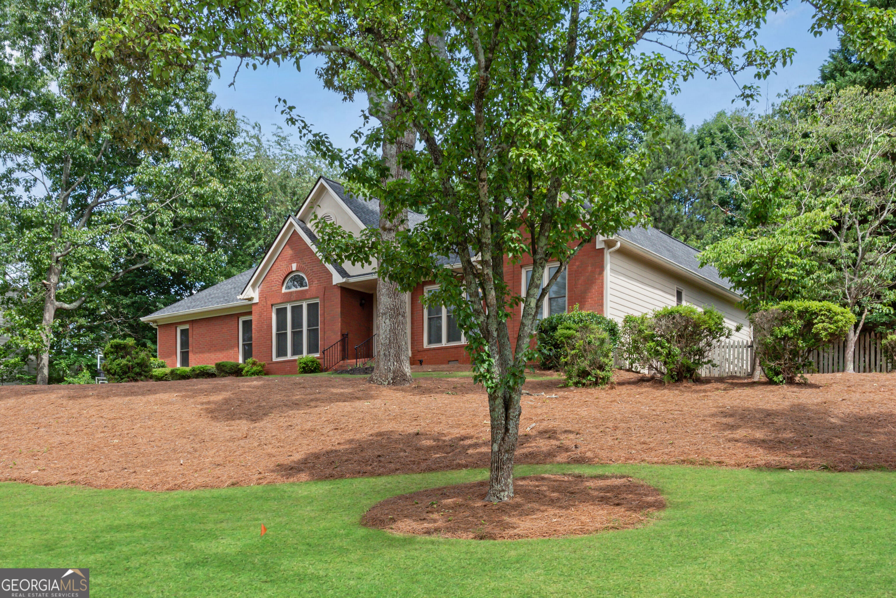 4210 Habersham WAY