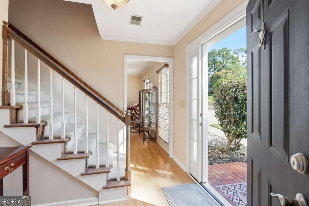 Photo of 166 Knollwood Drive NW, Marietta, GA 30064 (MLS # 10872194)