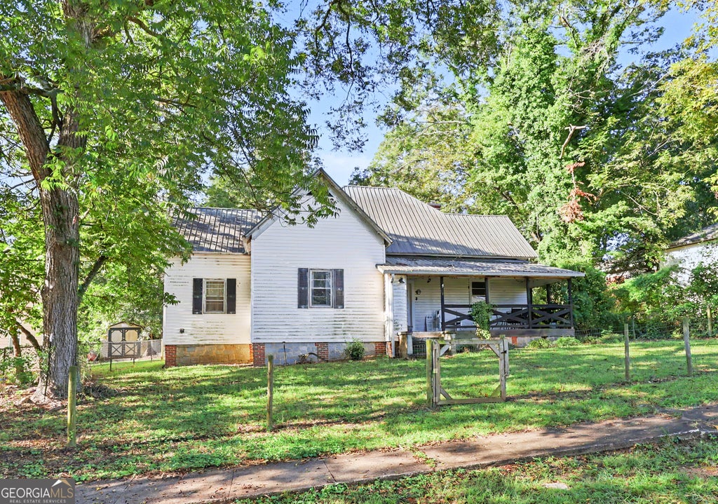Photo of 95 Hood Street, Commerce, GA 30529 (MLS # 10869807)