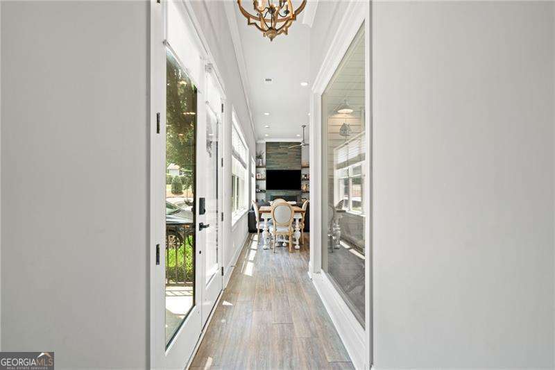 170 Fowler ST 100