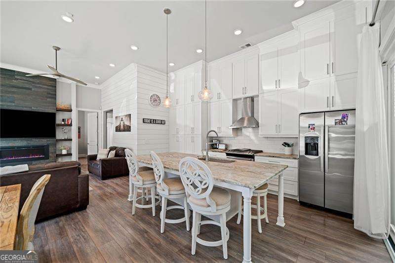 Park Place on Fowler - Residential