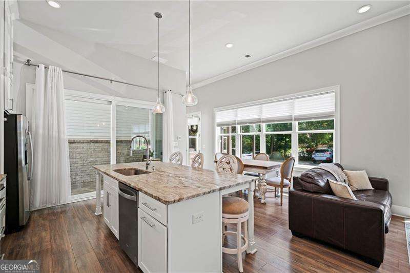 Park Place on Fowler - Residential