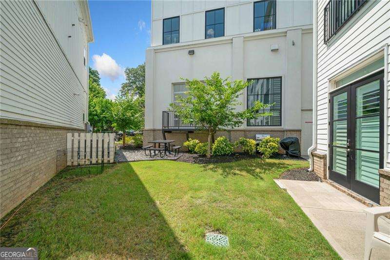 Park Place on Fowler - Residential