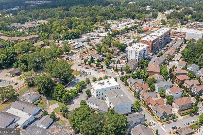 Park Place on Fowler - Residential